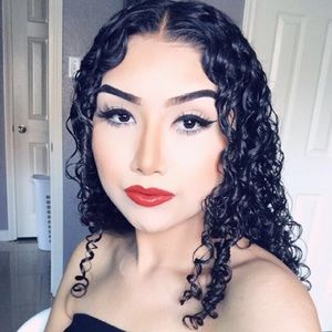 Meet your Posher, Guadalupe